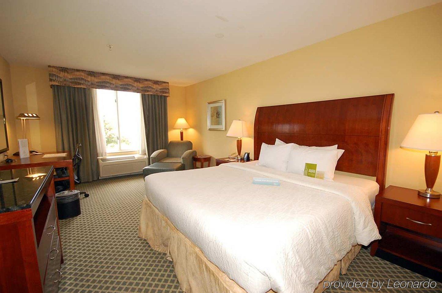 Hilton Garden Inn Конуей Екстериор снимка